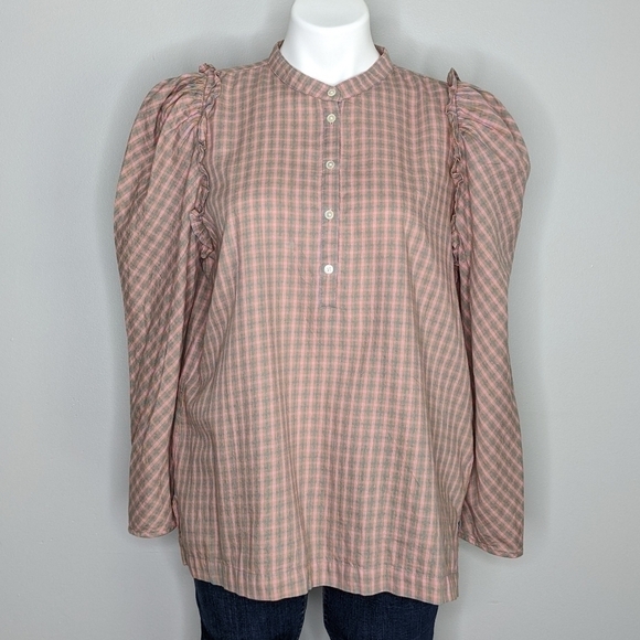 ✨3/$15  J Crew pink blue plaid ruffle long sleeve button up M - Picture 1 of 9